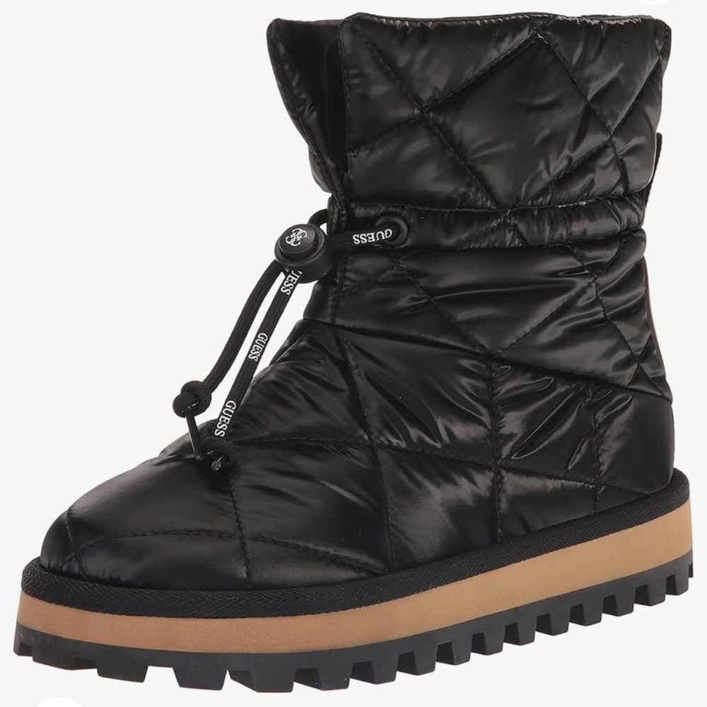 NWT🎁 Guess Women’s Ankle Boot in Box 📦Retail $125